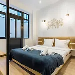 Cmg Boulevard Voltaire / Truillot D